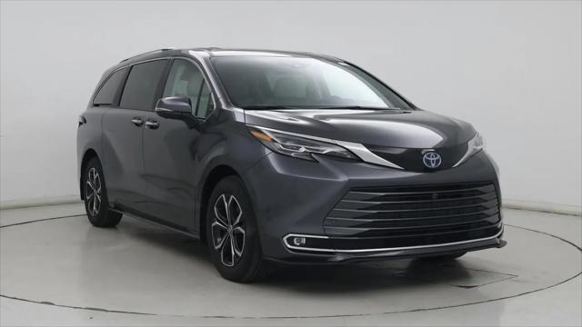 2025 Toyota Sienna Platinum for sale near Columbus, OH