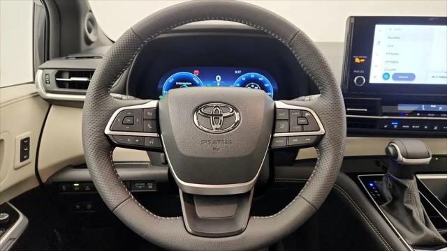 2025 Toyota Sienna Platinum