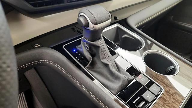 2025 Toyota Sienna Platinum