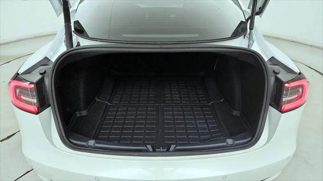 2022 Tesla Model 3 Long Range Dual Motor All-Wheel Drive