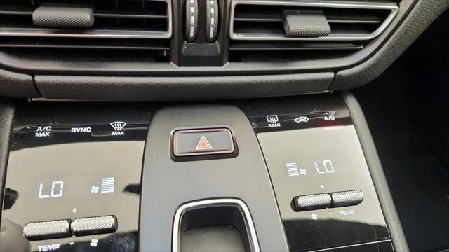 2023 Porsche Macan Macan