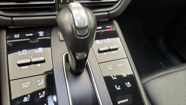 2023 Porsche Macan Macan