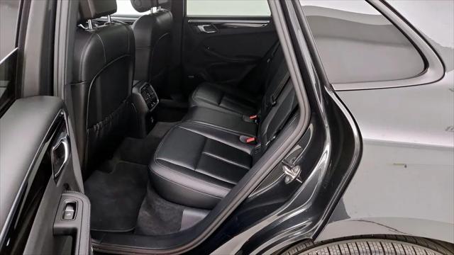2023 Porsche Macan Macan