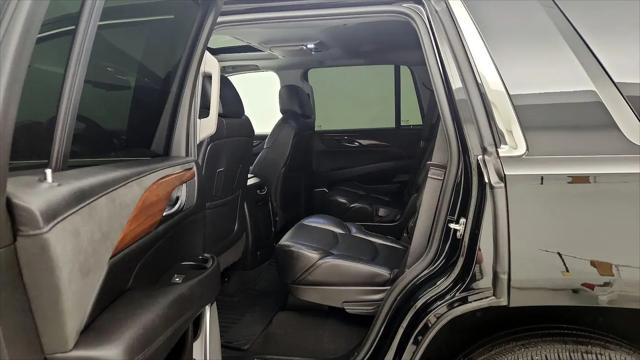 2019 Cadillac Escalade Luxury