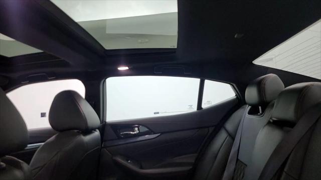 2021 Nissan Maxima SR Xtronic CVT