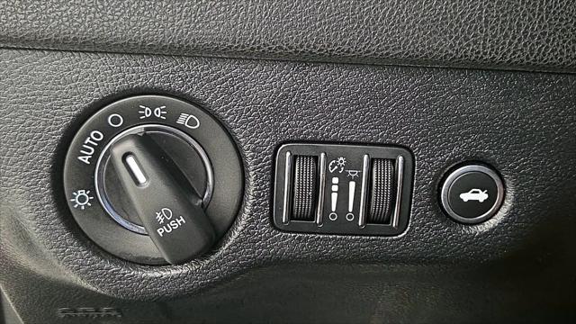 2015 Chrysler 300 Limited