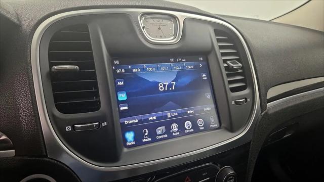 2015 Chrysler 300 Limited