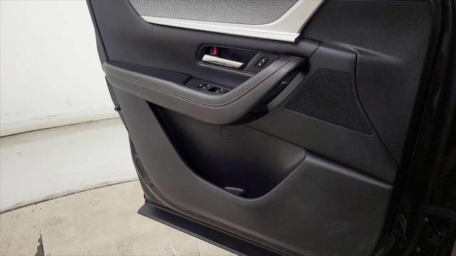 2024 Mazda X-90 Premium Plus