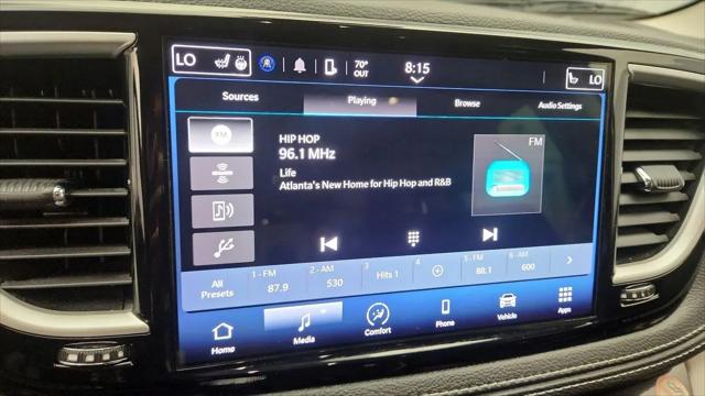 2023 Chrysler Pacifica Hybrid Touring L