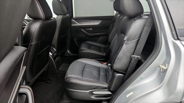 2024 Mazda X-90 Premium