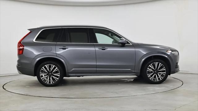 2020 Volvo XC90 T5 Momentum 7 Passenger