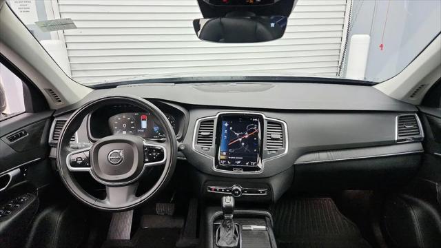 2020 Volvo XC90 T5 Momentum 7 Passenger