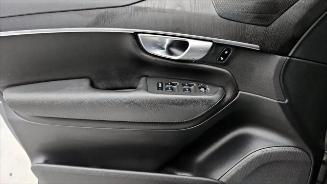 2020 Volvo XC90 T5 Momentum 7 Passenger