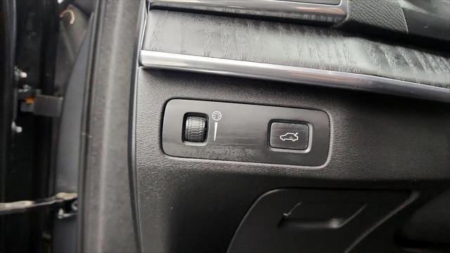 2020 Volvo XC90 T5 Momentum 7 Passenger