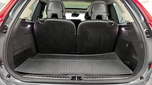 2020 Volvo XC90 T5 Momentum 7 Passenger