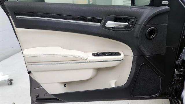 2018 Chrysler 300 Limited