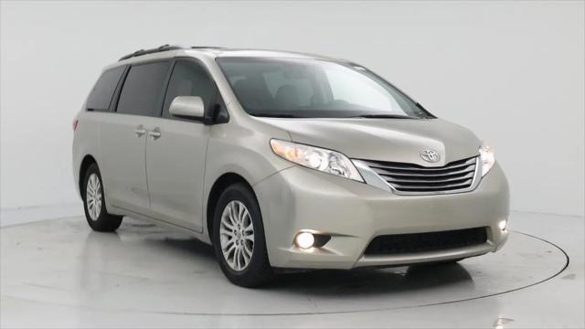 2017 Toyota Sienna XLE 8 Passenger for sale in Columbia, SC