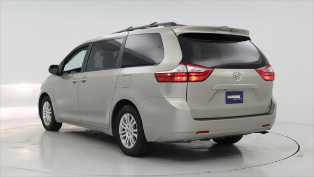 2017 Toyota Sienna XLE 8 Passenger