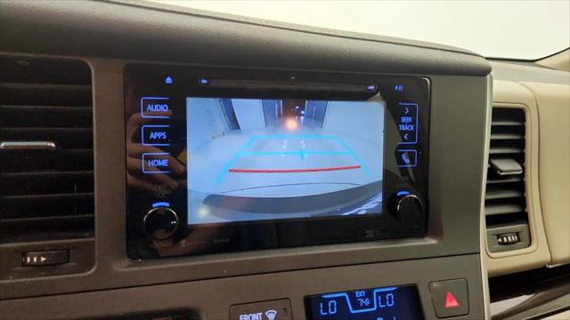 2017 Toyota Sienna XLE 8 Passenger