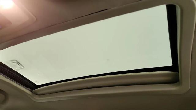 2017 Toyota Sienna XLE 8 Passenger