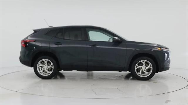2025 Chevrolet Trax FWD LS