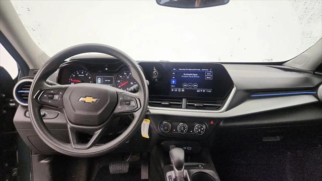 2025 Chevrolet Trax FWD LS