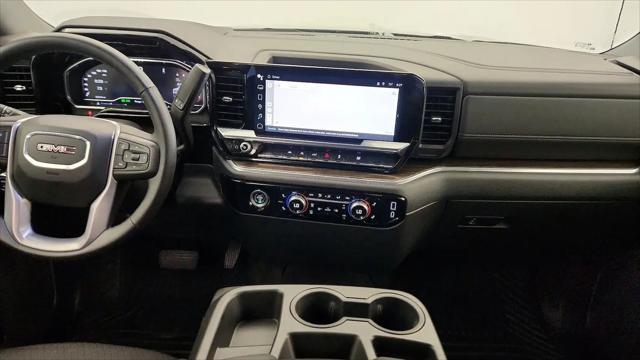 2024 GMC Sierra 1500 4WD Crew Cab Short Box Elevation with 3VL