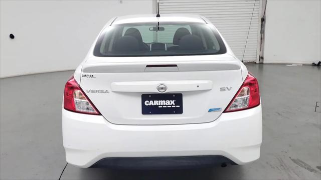 2016 Nissan Versa 1.6 SV