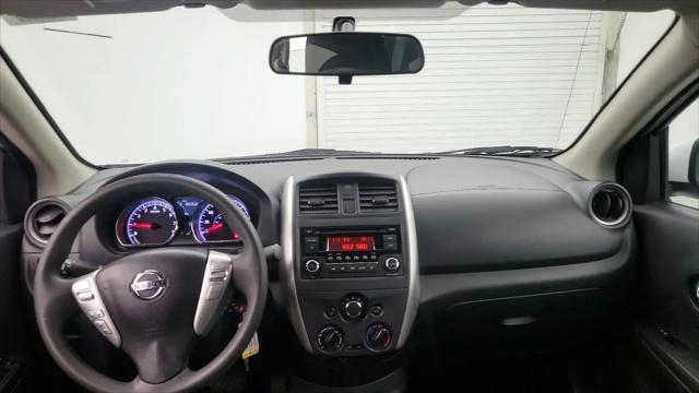 2016 Nissan Versa 1.6 SV