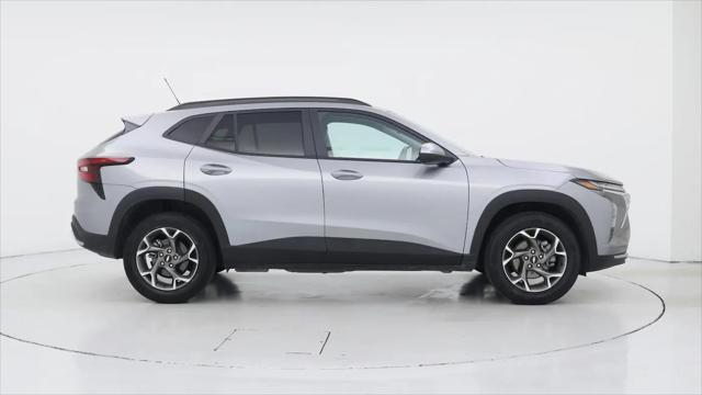 2025 Chevrolet Trax FWD LT