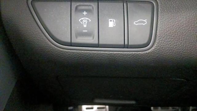 2023 Genesis G70 2.0T RWD