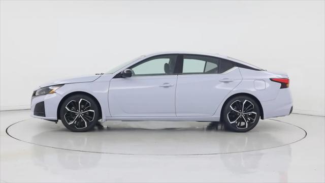 2023 Nissan Altima SR FWD