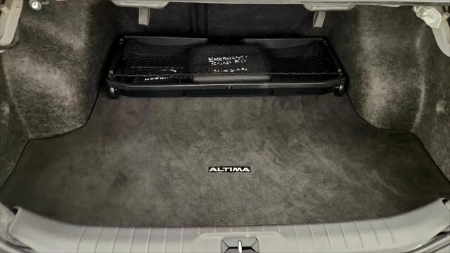 2023 Nissan Altima SR FWD