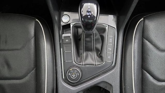 2022 Volkswagen Tiguan 2.0T SEL R-Line