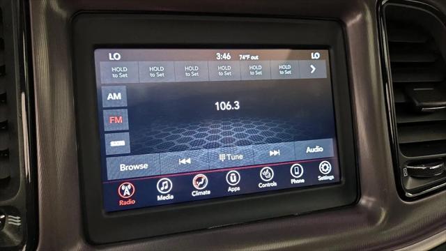 2022 Dodge Challenger SXT