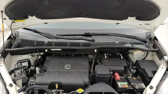 2015 Toyota Sienna XLE 8 Passenger