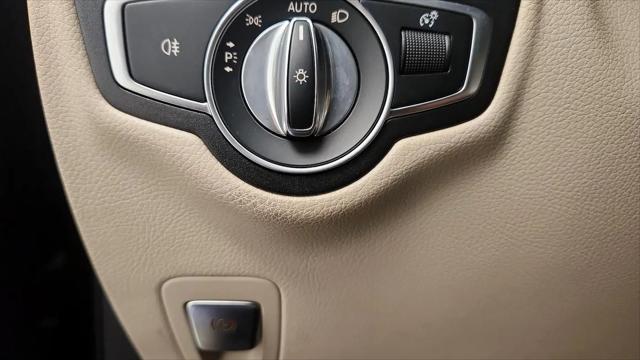 2020 Mercedes-Benz GLC GLC 300