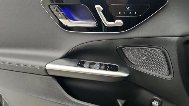 2025 Mercedes-Benz C-CLASS C 300 C 300