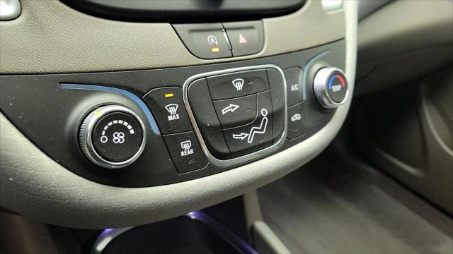 2022 Chevrolet Malibu FWD 1FL