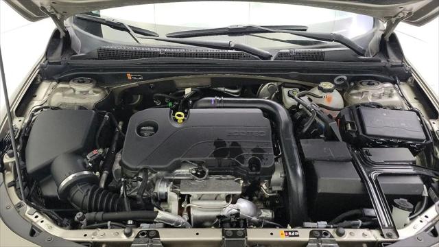 2022 Chevrolet Malibu FWD 1FL