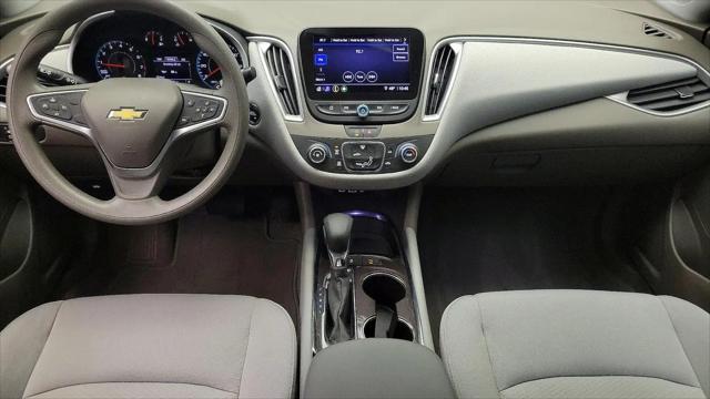 2022 Chevrolet Malibu FWD 1FL