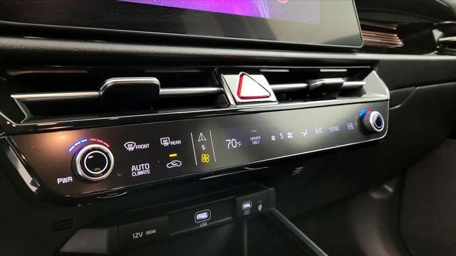 2023 Kia Niro EX