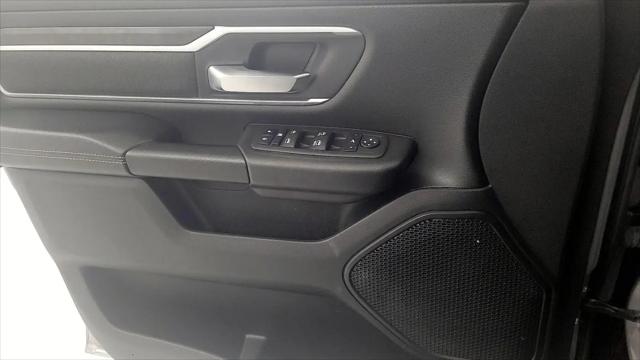 2023 Ram 1500 Big Horn Crew Cab 4x4 5'7" Box