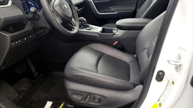2025 Toyota RAV4 Hybrid XLE Premium