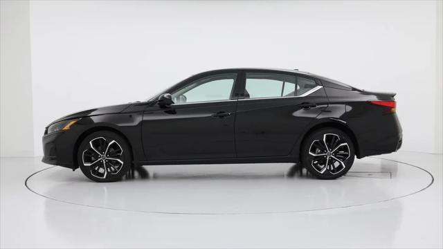 2023 Nissan Altima SR Intelligent AWD