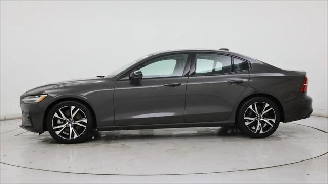 2024 Volvo S60 B5 Plus Dark Theme