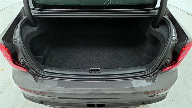 2024 Volvo S60 B5 Plus Dark Theme
