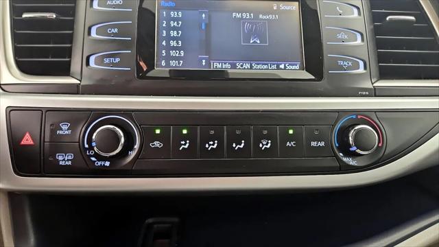 2019 Toyota Highlander LE