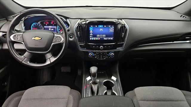 2022 Chevrolet Traverse AWD LT Cloth