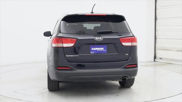 2017 Kia Sorento 3.3L LX